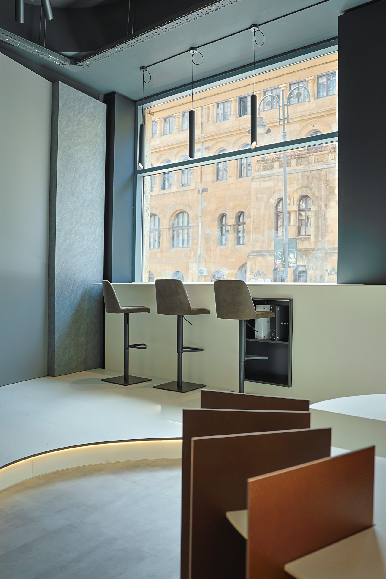 Pe 26 martie, noul showroom Fundermax si-a deschis portile in centrul orasului Bucuresti